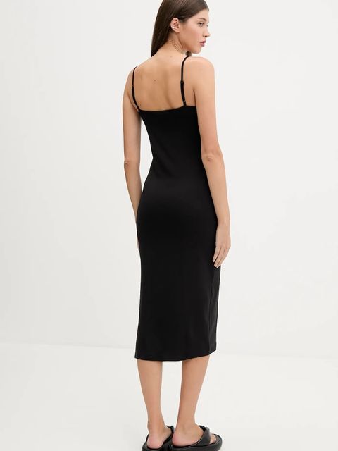 Tommy Jeans sukienka kolor czarny midi dopasowana DW0DW21170