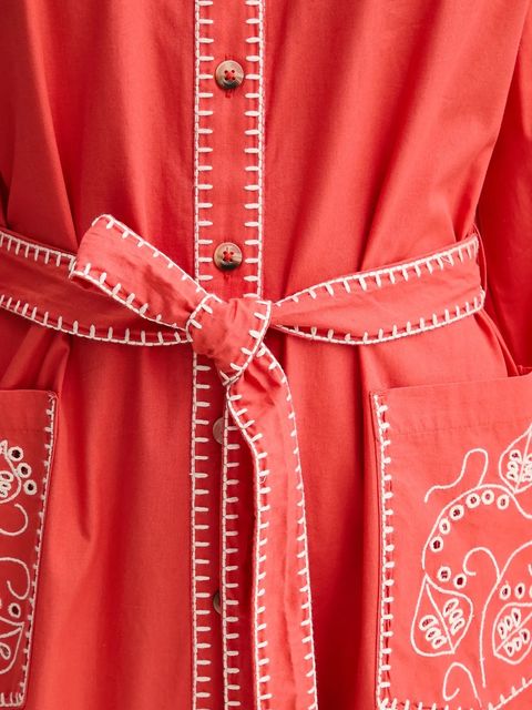 Never Fully Dressed sukienka bawełniana kolor czerwony midi rozkloszowana NFDDR1965