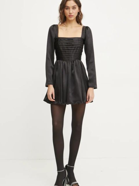 Abercrombie & Fitch sukienka kolor czarny mini rozkloszowana KI159-5085