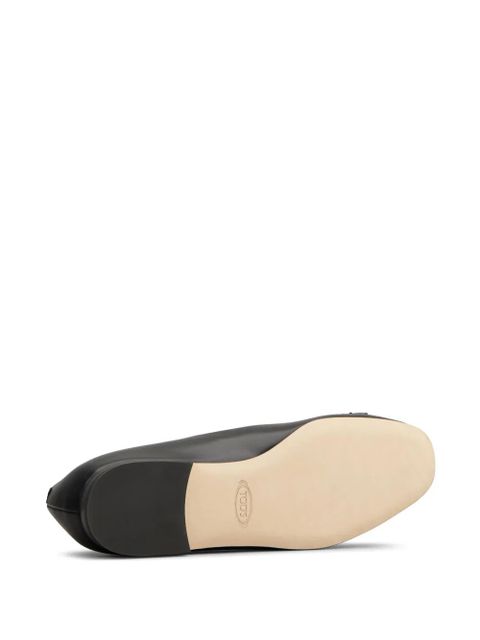 Tod's logo-plaque ballerina shoes - Black