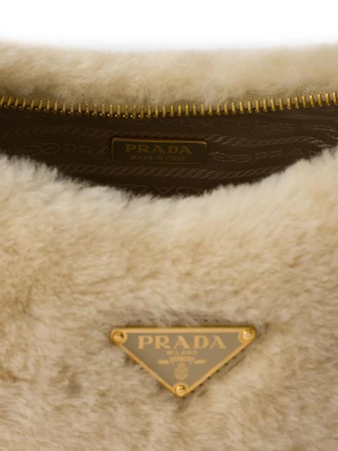 Prada Re-Edition shearling mini bag - Neutrals