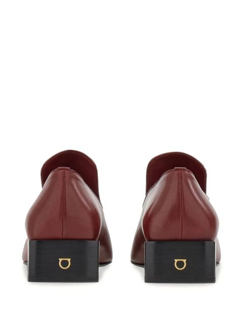 Ferragamo square toe loafers - Red