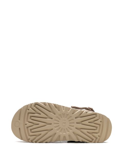 UGG Goldenstar Clog "Sand" slippers - Neutrals