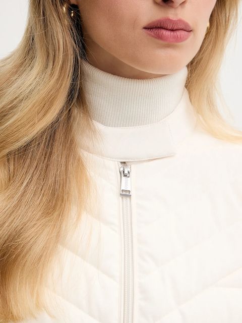 Guess kurtka NEW VONA kolor beżowy zimowa W5YL13 WHDQ0