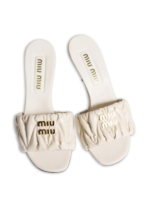 Miu Miu matelassé patent nappa leather mules - Neutrals