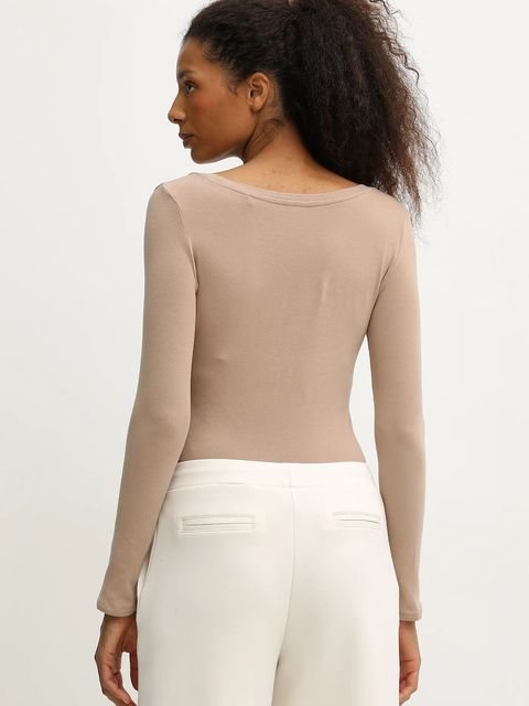 Guess body ALBA kolor beżowy V5BP09 KCBF1