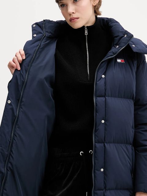 Tommy Jeans kurtka puchowa kolor granatowy zimowa DW0DW21977