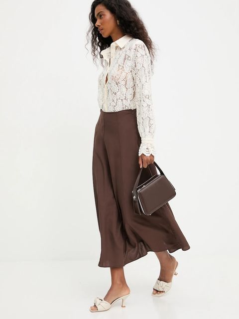 Answear.LAB koszula damska kolor beżowy slim z kołnierzykiem klasycznym - zdjęcie produktu nr 2