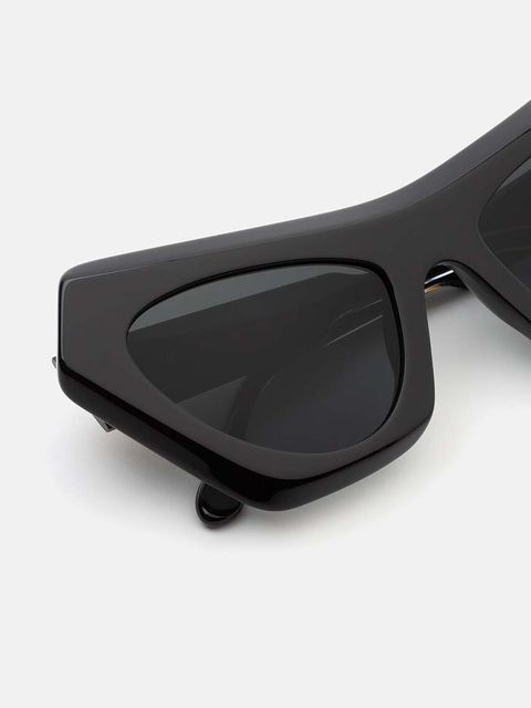 Marni okulary przeciwsłoneczne Devil's Pool Black damskie kolor czarny EYMRN00025.001.ZTJ