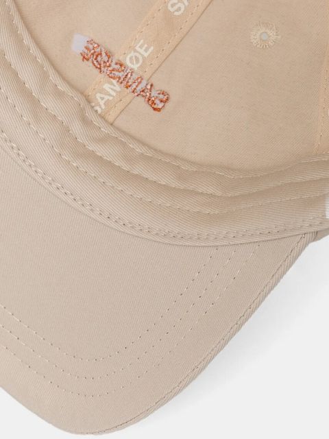 Samsoe Samsoe czapka z daszkiem bawełniana SAADDIE kolor beżowy z aplikacją U10000001
