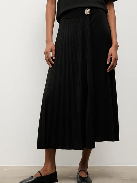 Answear.LAB spódnica kolor czarny midi rozkloszowana