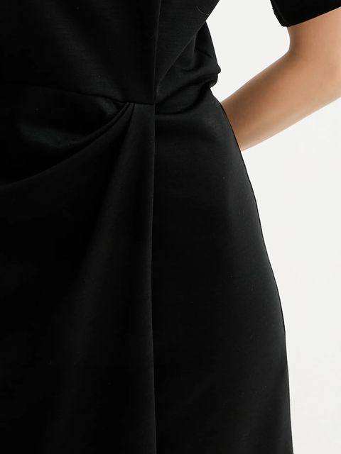 Sessun sukienka z dodatkiem wełny kolor czarny midi prosta 25105015