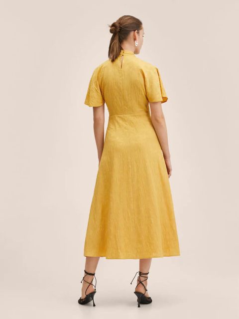 Lejąca sukienka teksturowana