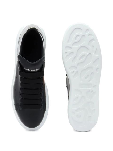 Alexander McQueen Oversized leather sneakers - Black