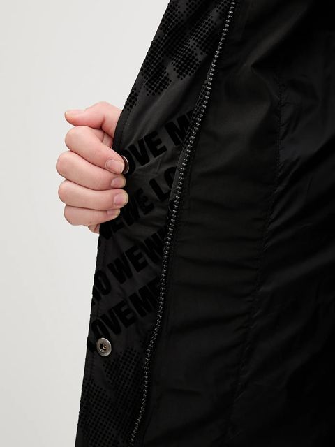 Desigual kurtka CADERA FLOCK kolor czarny zimowa 25WWEW23