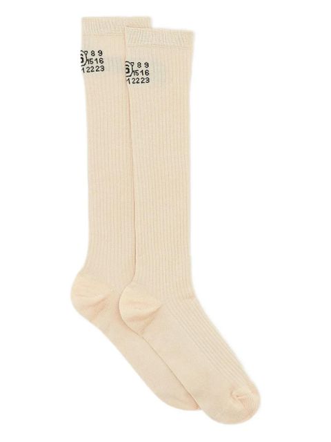 MM6 Maison Margiela ribbed knee-high socks - Neutrals - zdjęcie produktu nr 2