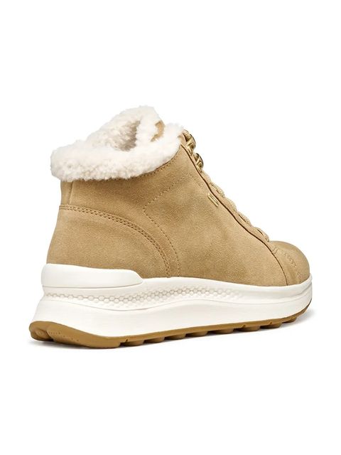 Geox botki D SPHERICA ACTIF X2 damskie kolor beżowy na płaskim obcasie lekko ocieplone D56WPA 00022 C5010