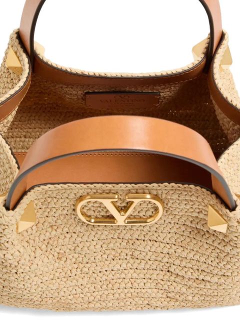 Valentino Garavani logo-plaque tote bag - Neutrals