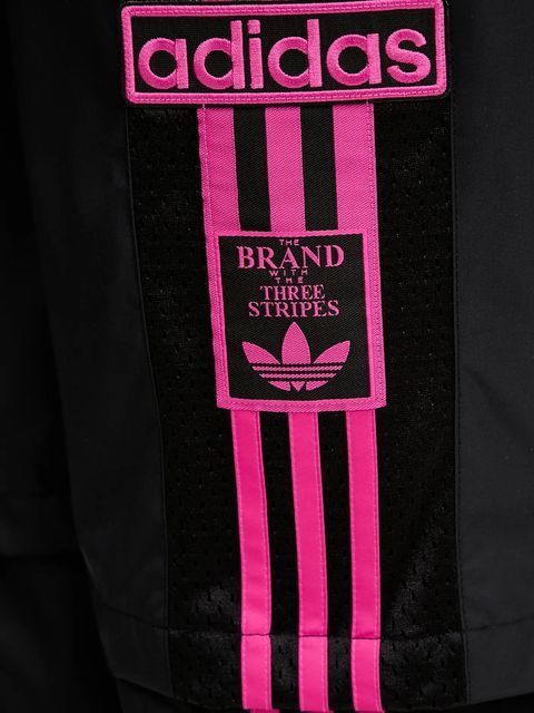 adidas Originals spodnie dresowe Woven Trackpant damskie kolor czarny wzorzyste JD0088