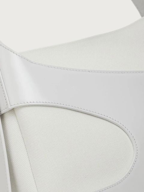 Ferragamo cut out-detail shoulder bag - White