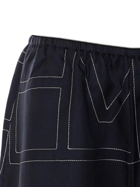 TOTEME embroidered logo shorts - Black