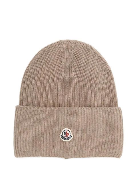 Moncler ribbed logo-patch beanie - Neutrals - zdjęcie produktu nr 1