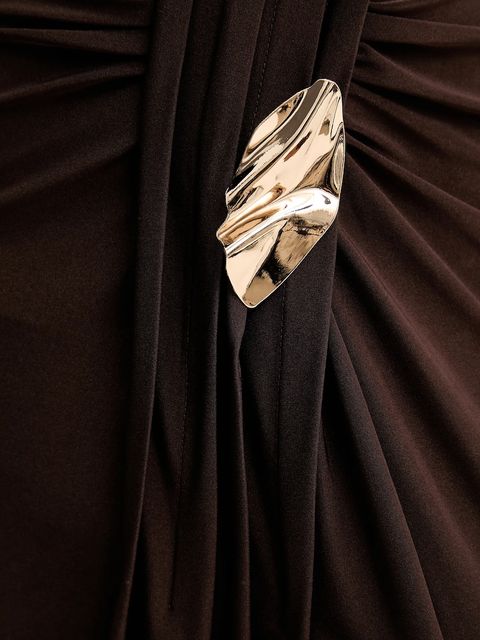 Answear.LAB sukienka kolor brązowy maxi dopasowana