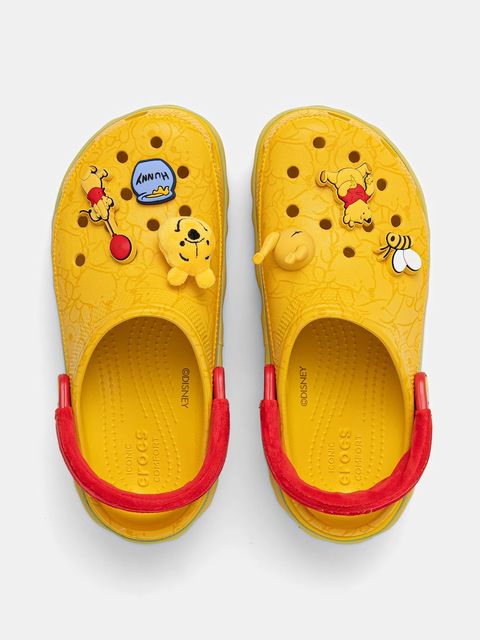 Crocs klapki Classic Winnie The Pooh Clog damskie kolor żółty na platformie 211092 - zdjęcie produktu nr 2
