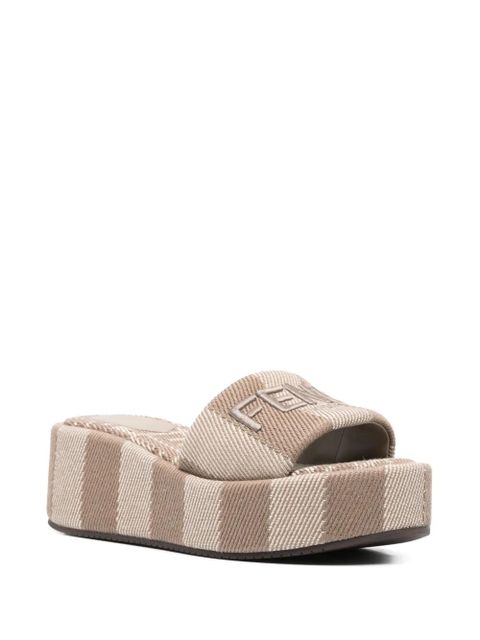 FENDI logo-embroidered slides - Brown