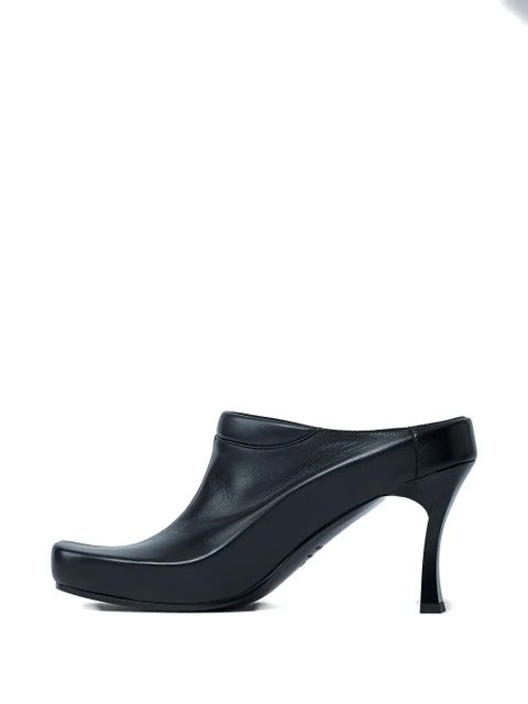 Balenciaga debossed logo heeled mules - Black