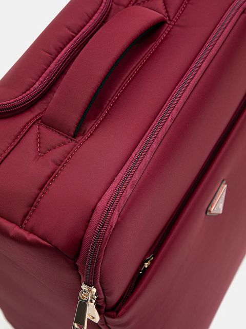 Guess walizka FOLLIE SMALL kolor czerwony TWNN96 76983