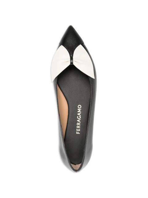 Ferragamo bow pointed ballet flats - Black
