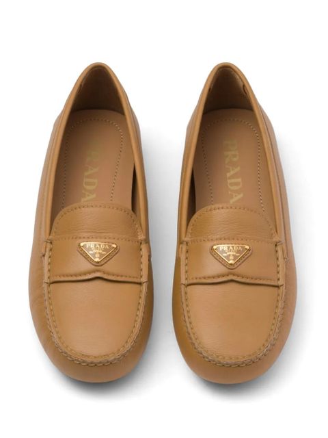 Prada enamel triangle-logo leather loafers - Brown - zdjęcie produktu nr 2