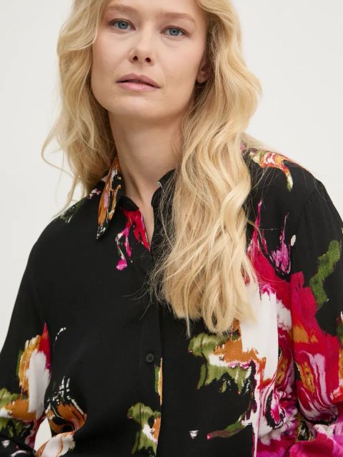 Desigual koszula NAGOYA damska kolor czarny regular z kołnierzykiem klasycznym 24WWCW15