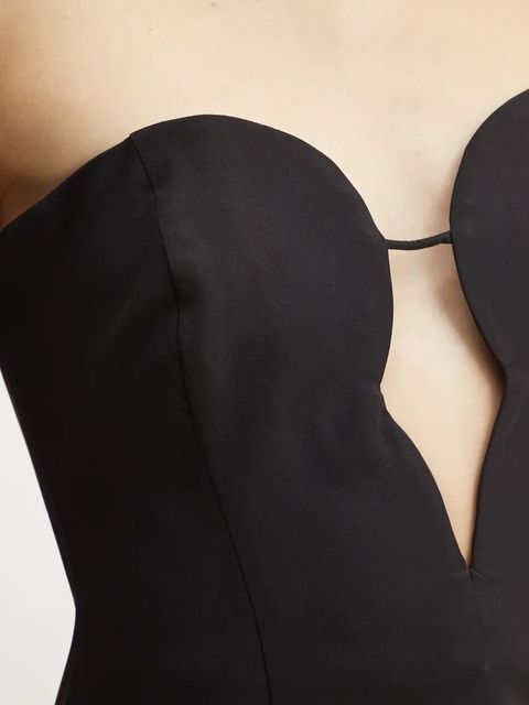 Bardot sukienka ELENI kolor czarny midi dopasowana 57941DB