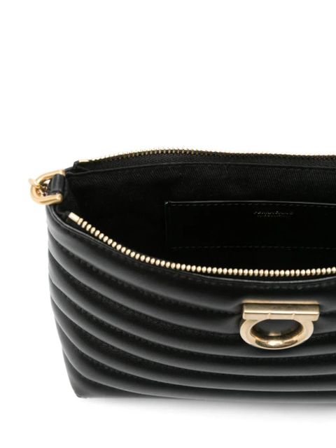 Ferragamo Gancini-plaque shoulder bag - Black