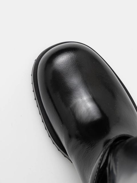 Pollini kozaki skórzane damskie kolor czarny na płaskim obcasie PA26154G0NPC0000