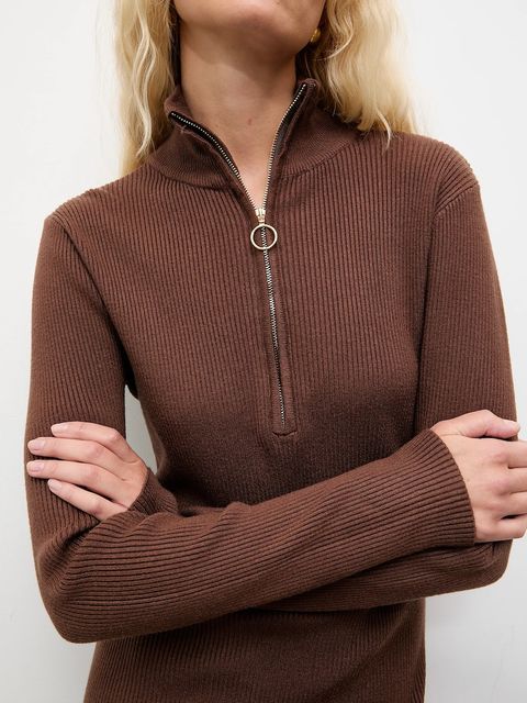 Answear.LAB sukienka z kaszmirem kolor brązowy midi dopasowana