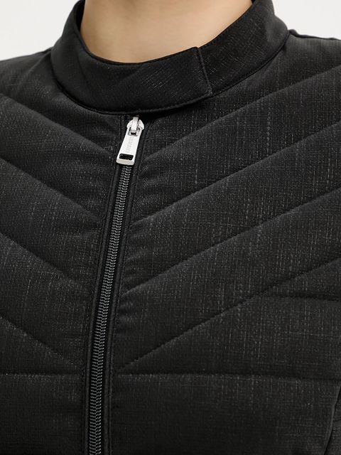 Guess kurtka NEW VONA kolor czarny zimowa W5YL13 WHDQ0