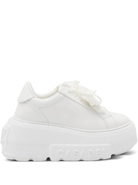 Casadei pearl-embellishment sneakers - White - zdjęcie produktu nr 1