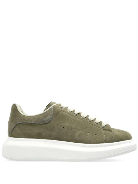 Alexander McQueen Oversized suede sneakers - Grey - zdjęcie produktu nr 1