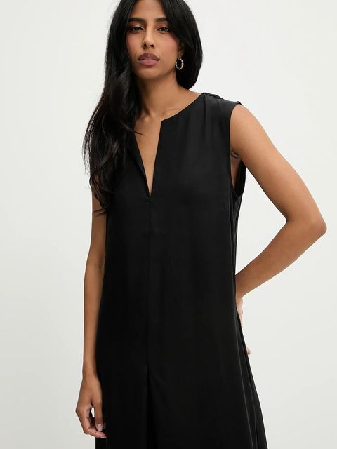 Answear.LAB sukienka kolor czarny midi rozkloszowana