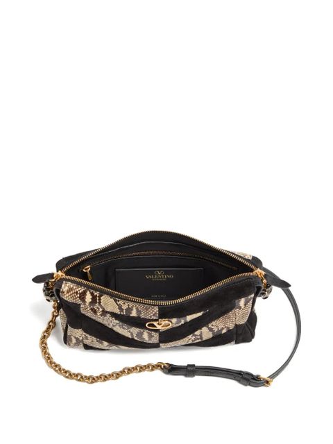 Valentino Garavani small Panthea chevron-pattern crossbody bag - Black