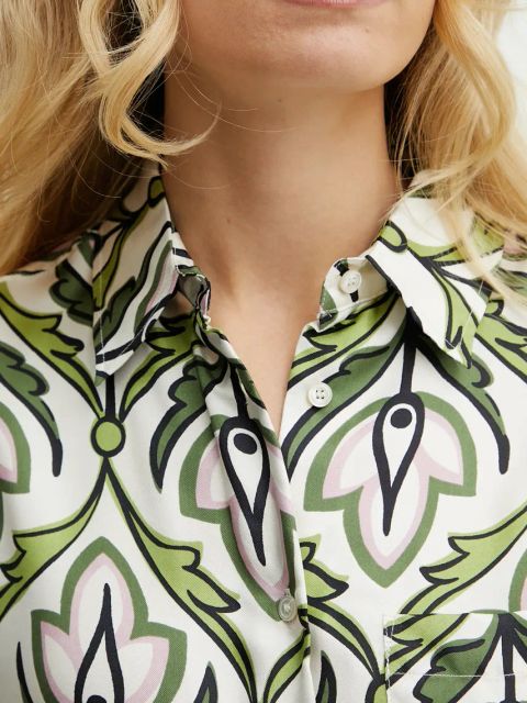 Weekend Max Mara koszula jedwabna damska kolor zielony regular z kołnierzykiem klasycznym 2515111131600