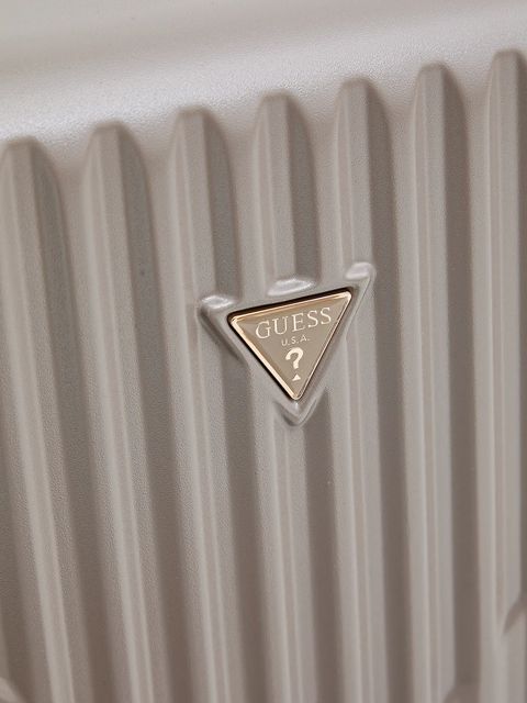 Guess walizka kolor brązowy TWHN96 75983