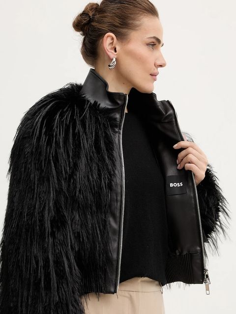 BOSS kurtka kolor czarny przejściowa 50548357