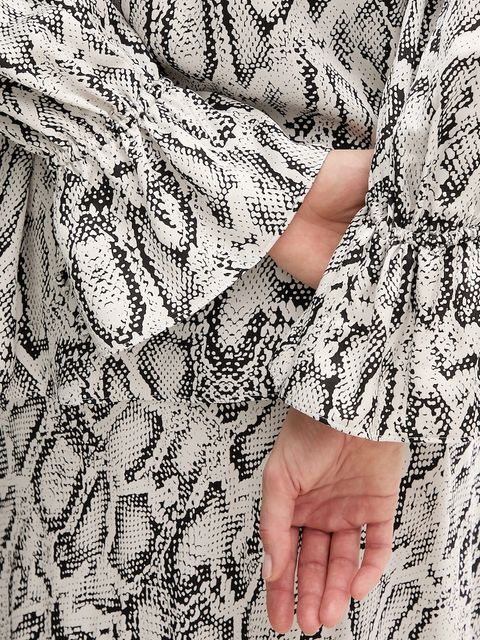 Marc Aurel koszula damska kolor czarny relaxed ze stójką 6339-1001-93494