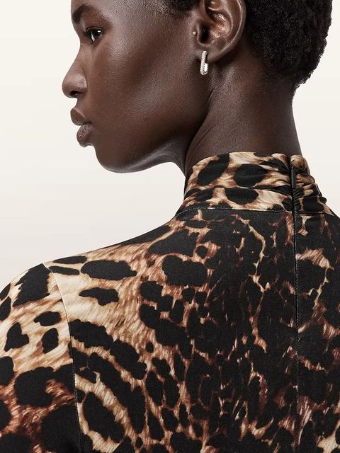 AllSaints sukienka kolor brązowy maxi rozkloszowana W206DD