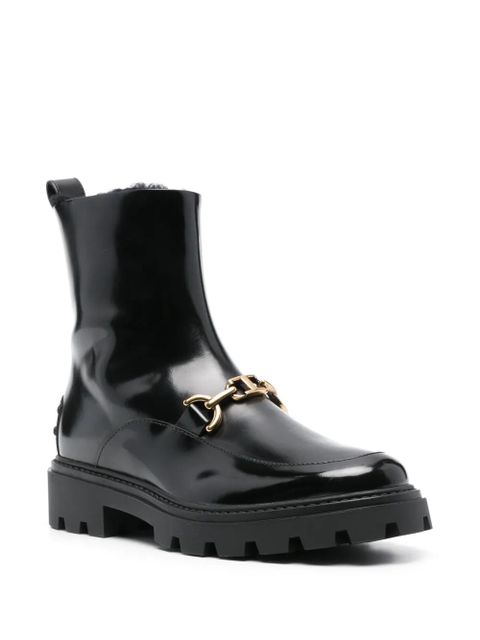 Tod's logo-plaque ankle boots - Black