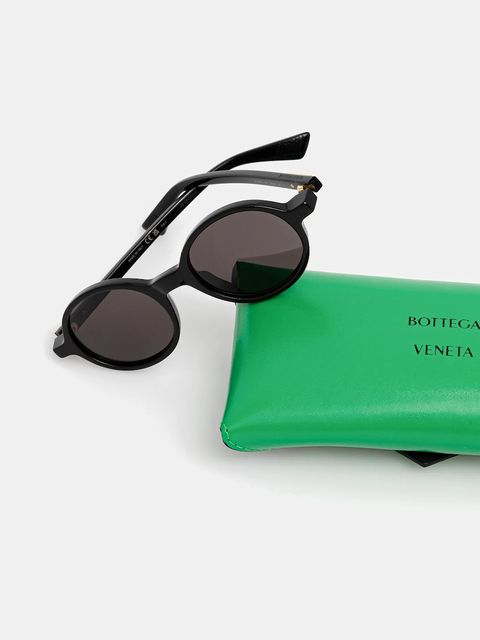 Bottega Veneta okulary przeciwsłoneczne kolor czarny BV1430S - zdjęcie produktu nr 2